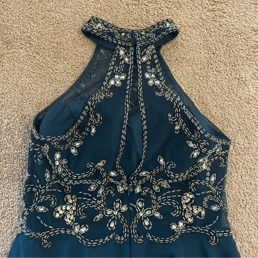 NWT JJs HOUSE A-Line High Neck Floor-‎ Length Sequined Gown - Picture 6 of 10